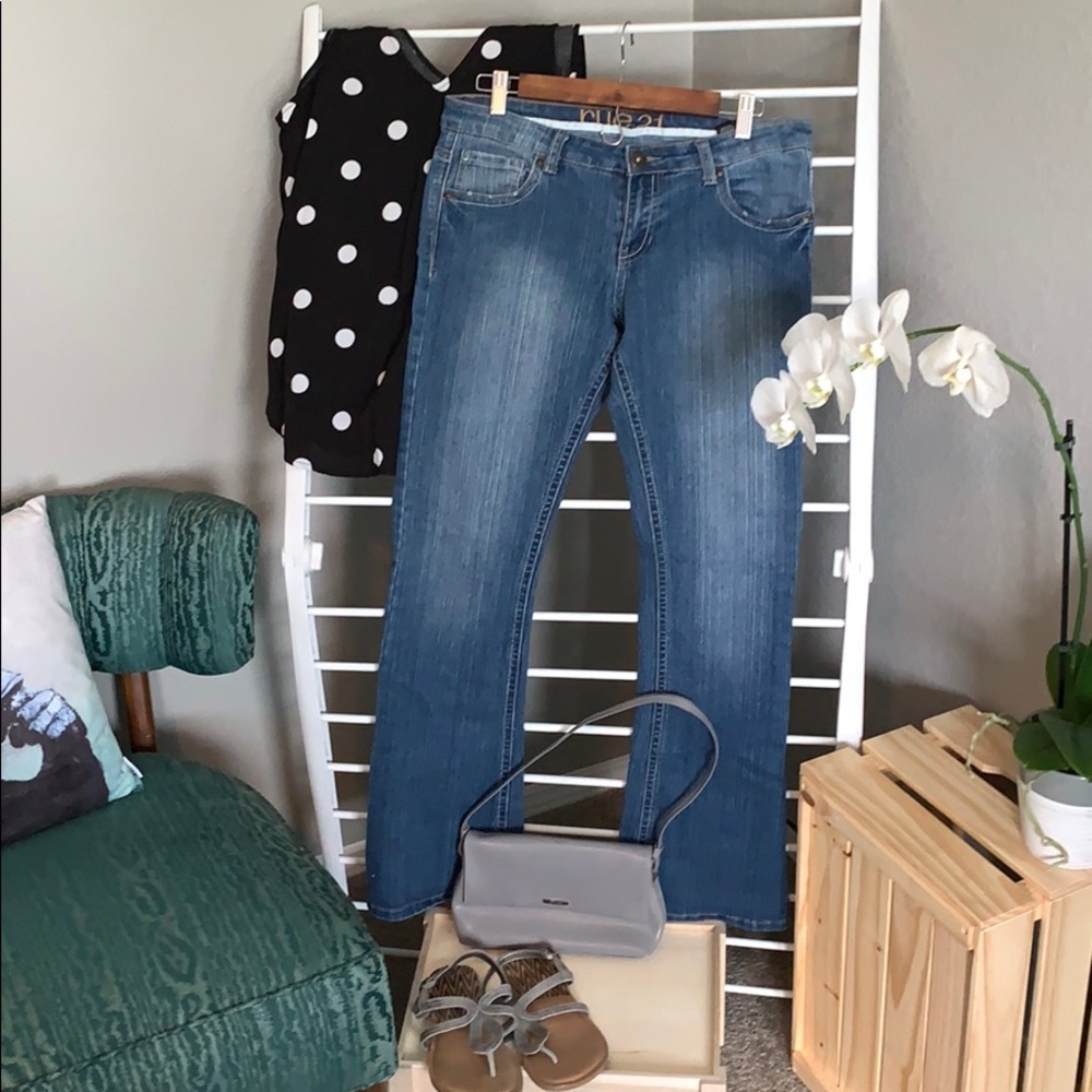 Rue 21 Mid-rise Bootcut jeans, 5/6R